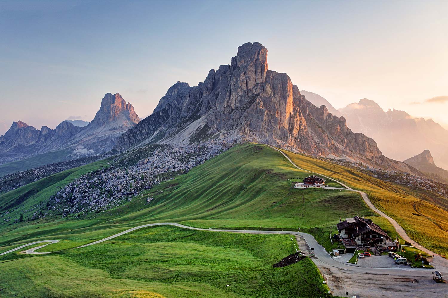 Summer in Selva di Cadore: nature, sports, and relaxation in the Dolomites